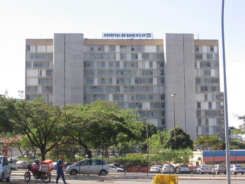 Hospital de Base do Distrito Federal - Foto- Luis Dantas (Licença: Dominio publico)