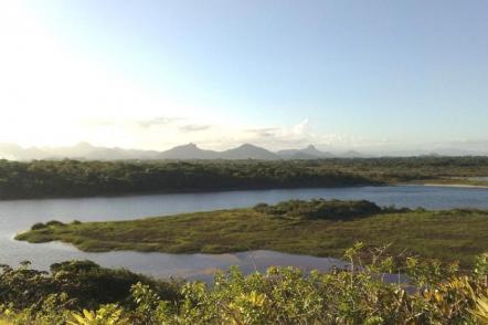 Lagoa de Carais- Foto: Moreno Furtado de Sousa (Licença-cc-by-sa-2.5)