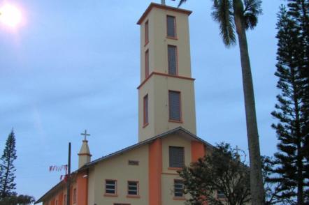 Igreja matriz na Praça principal de Penha - Foto: (Licença-Dominio publico)