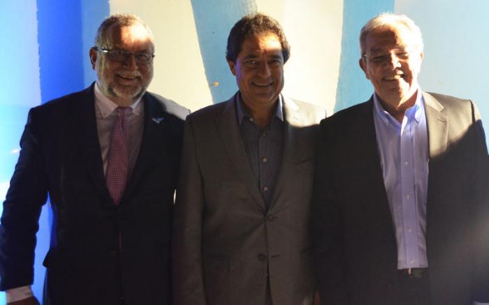 Enrique Martin-Ambrósio- (Dir. Geral Air Europa) - José Alves (Secr Turismo) - Foto: Bahiatursa