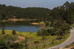 Lago Orion (Aldeia da Serra) Foto: Vitor Moriyama / G1