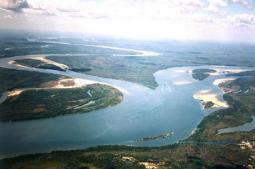 Rio Tocantins com Rio Araguaia - Foto: Marcio Di Pietro