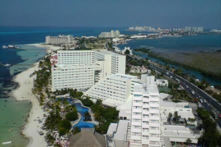 Vista aérea de Cancun - Foto: Mauro I Barea