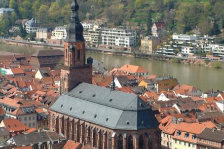 Vista aérea da Igreja Heiliggeist - Foto: Hans Lohninger (Licenca-cc-by-sa-3.0)