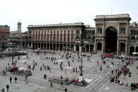 Piazza Duomo - Foto: Paolo da Reggio (Licença-cc-by-sa-3.0)