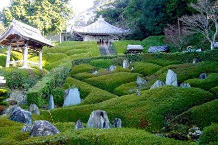 Jardins da Prefeitura de Osaka - Foto: 663highland (Licenca-cc-by-sa-3-0)