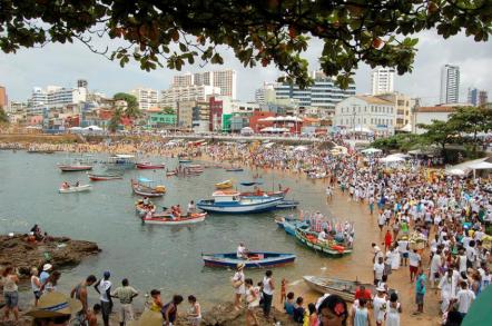 Festa de Iemanjá no Rio Vermelho - Foto: Rita Barreto - Setur-Ba (Licença-cc-by-sa-3.0)